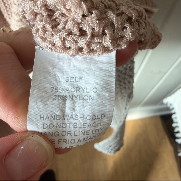 Women’s Easel Colorblock Sweater - Blush, Gray, Ivory, Size 1XL - Picture 5 of 8